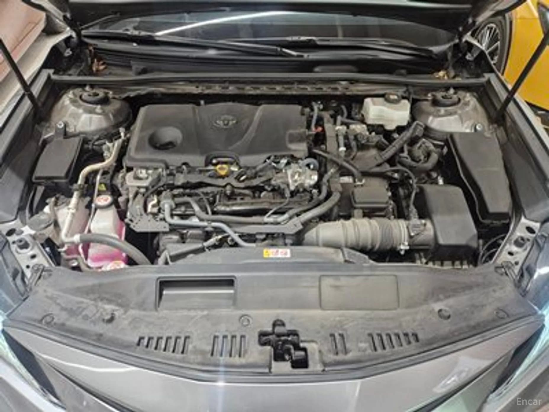 Camry (XV70)