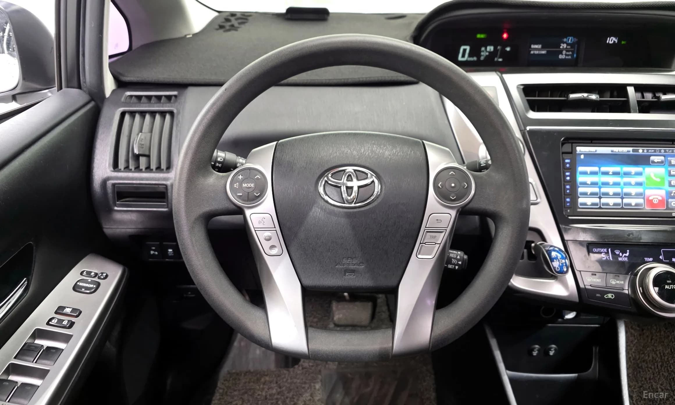Prius V