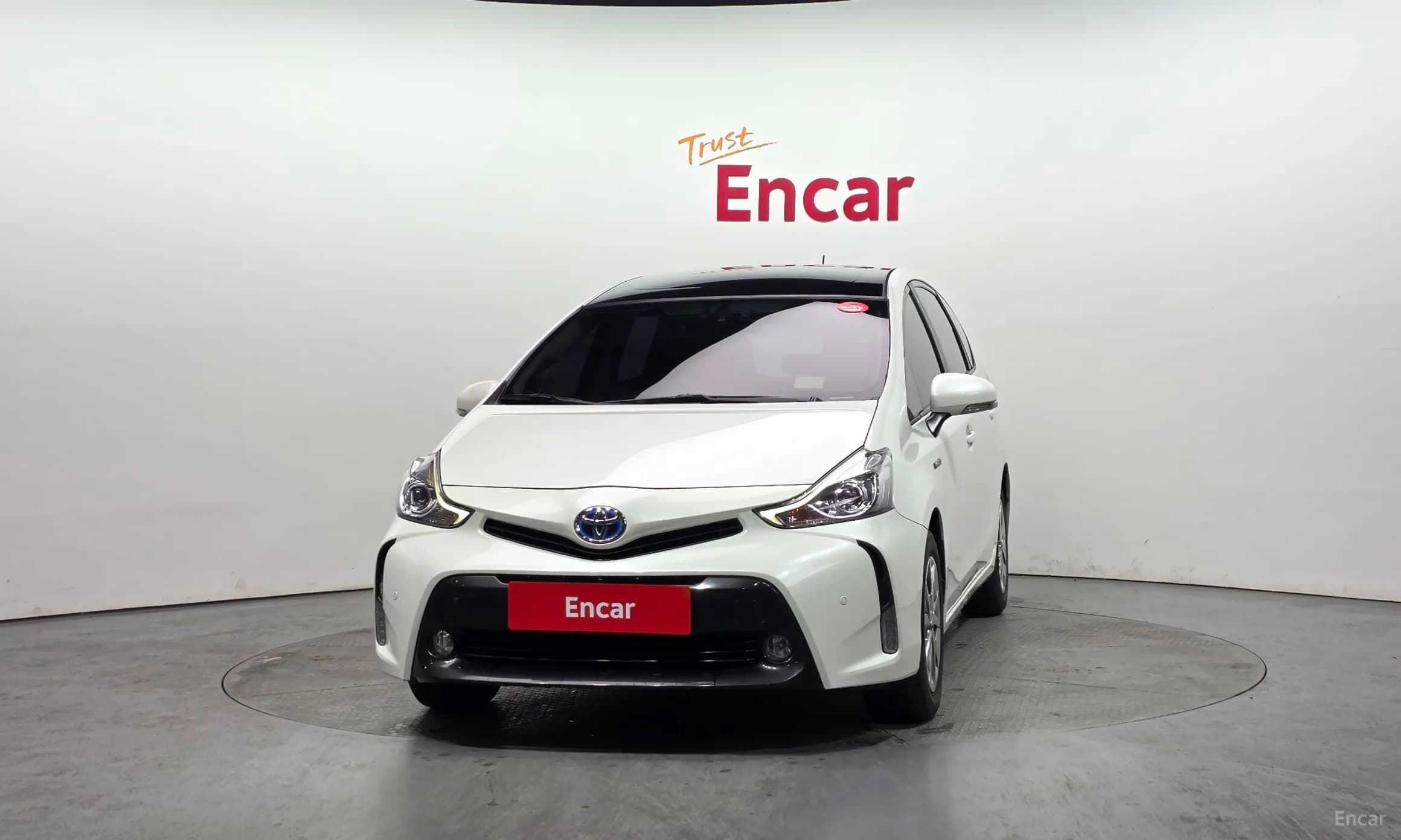 Prius V