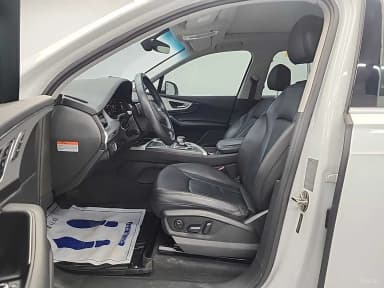 Q7 (4M)