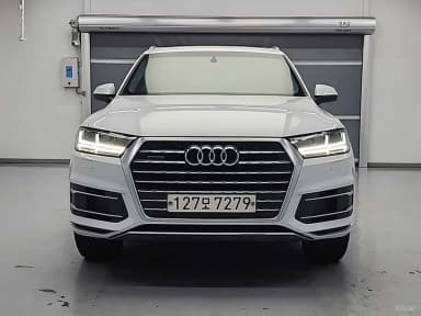 Q7 (4M)