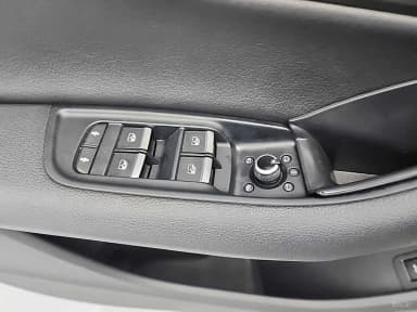 Q7 (4M)