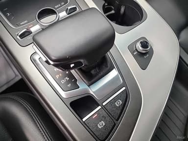 Q7 (4M)