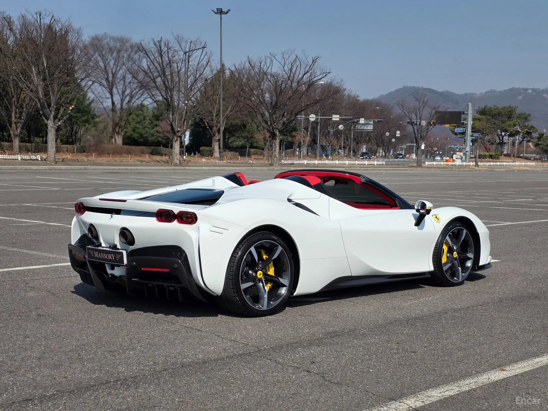 SF90 Spyder