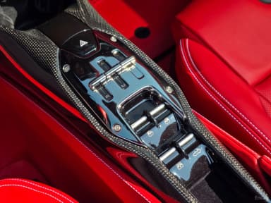 SF90 Spyder