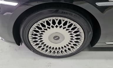 G90