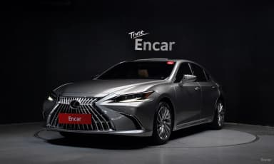 ES300h 7th Generation