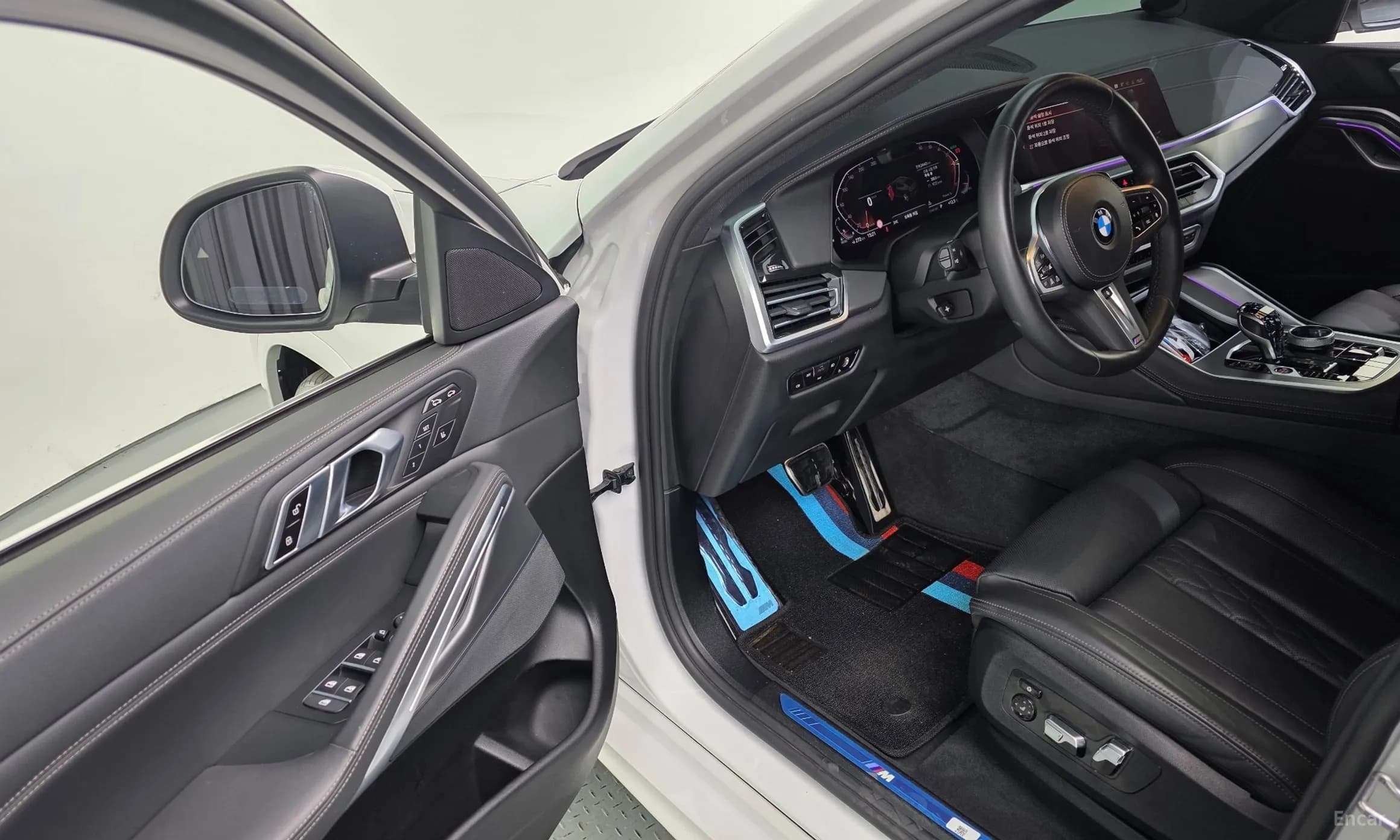 X6 (G06)