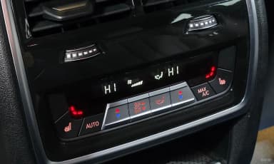 X6 (G06)
