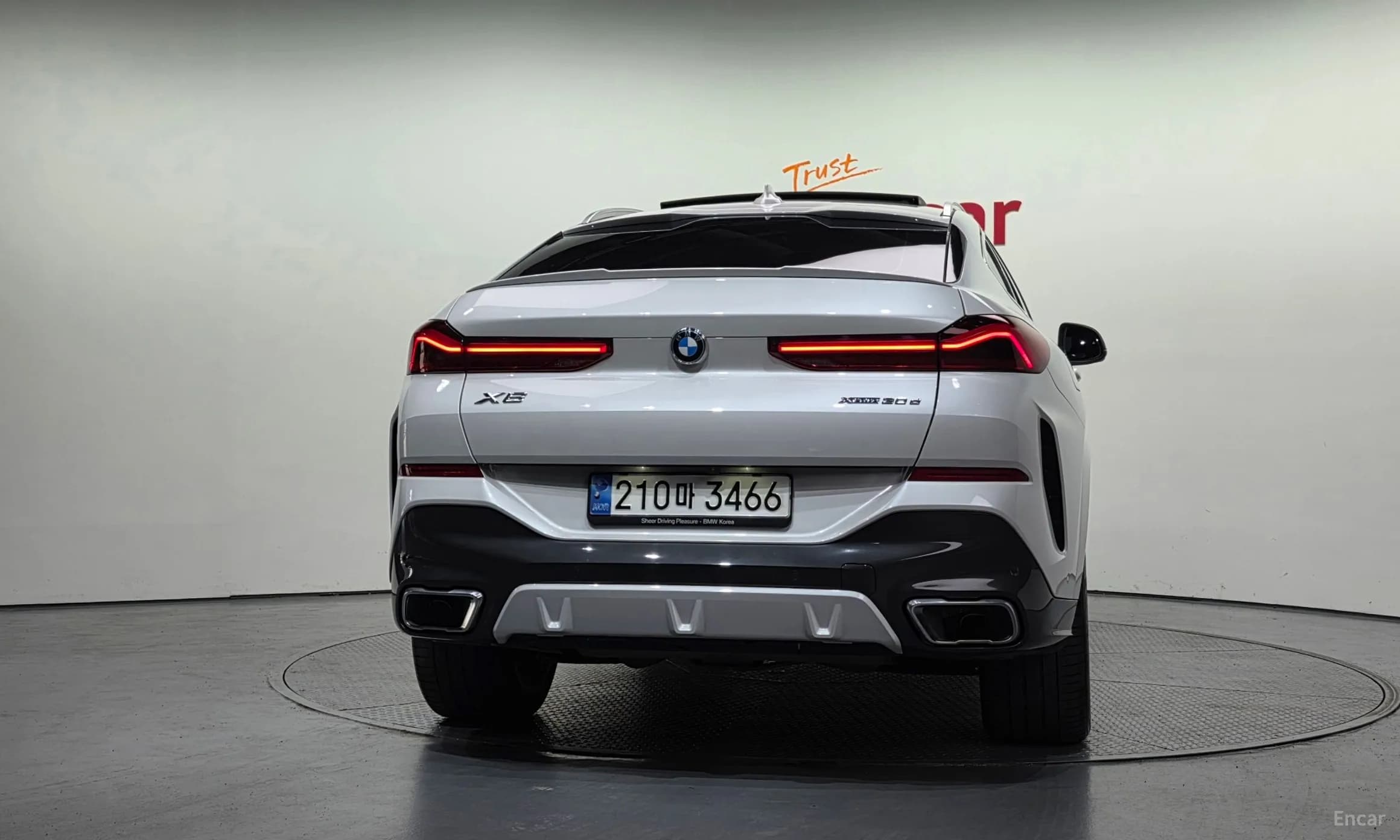 X6 (G06)