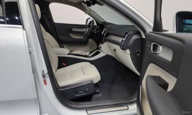 XC40