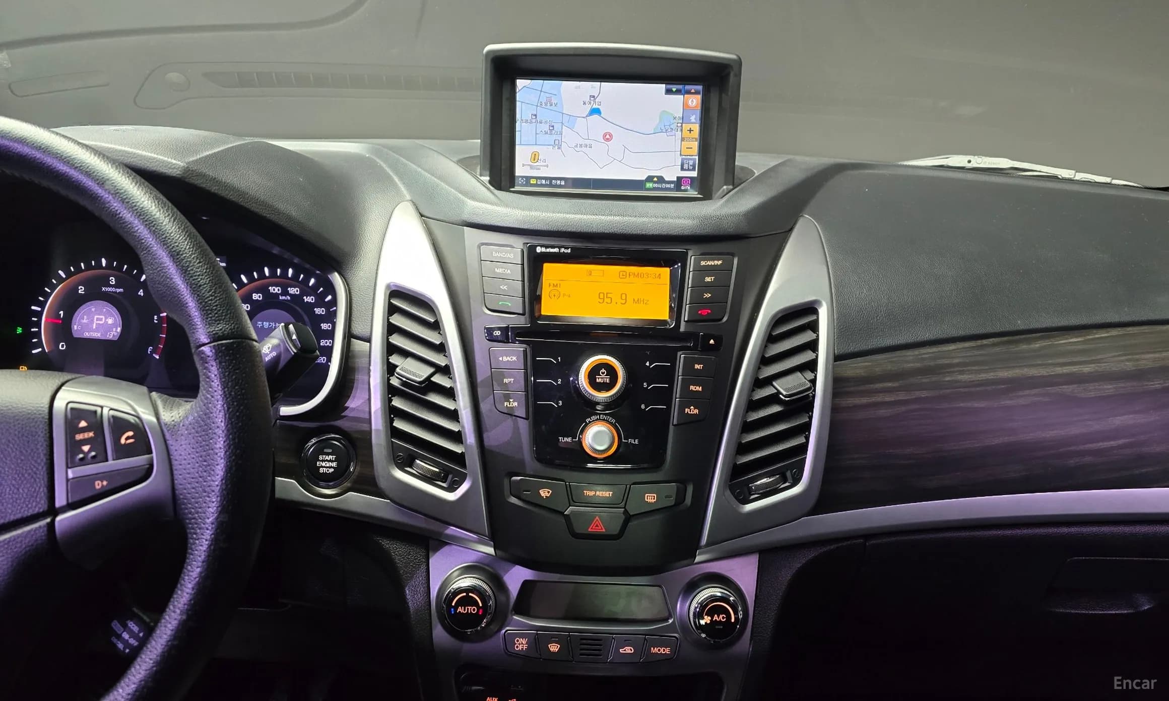 Korando C