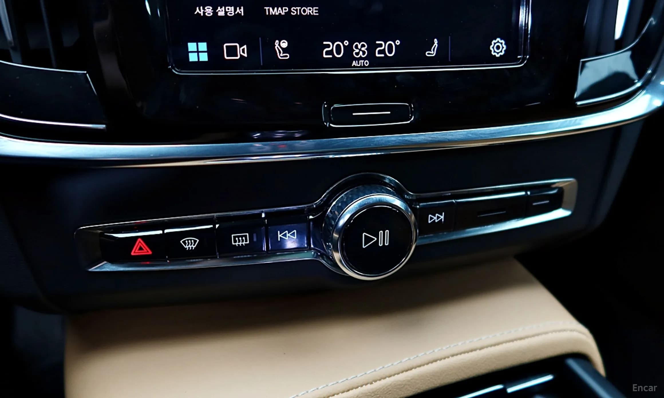 S90