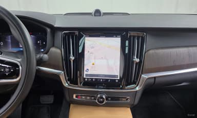 S90