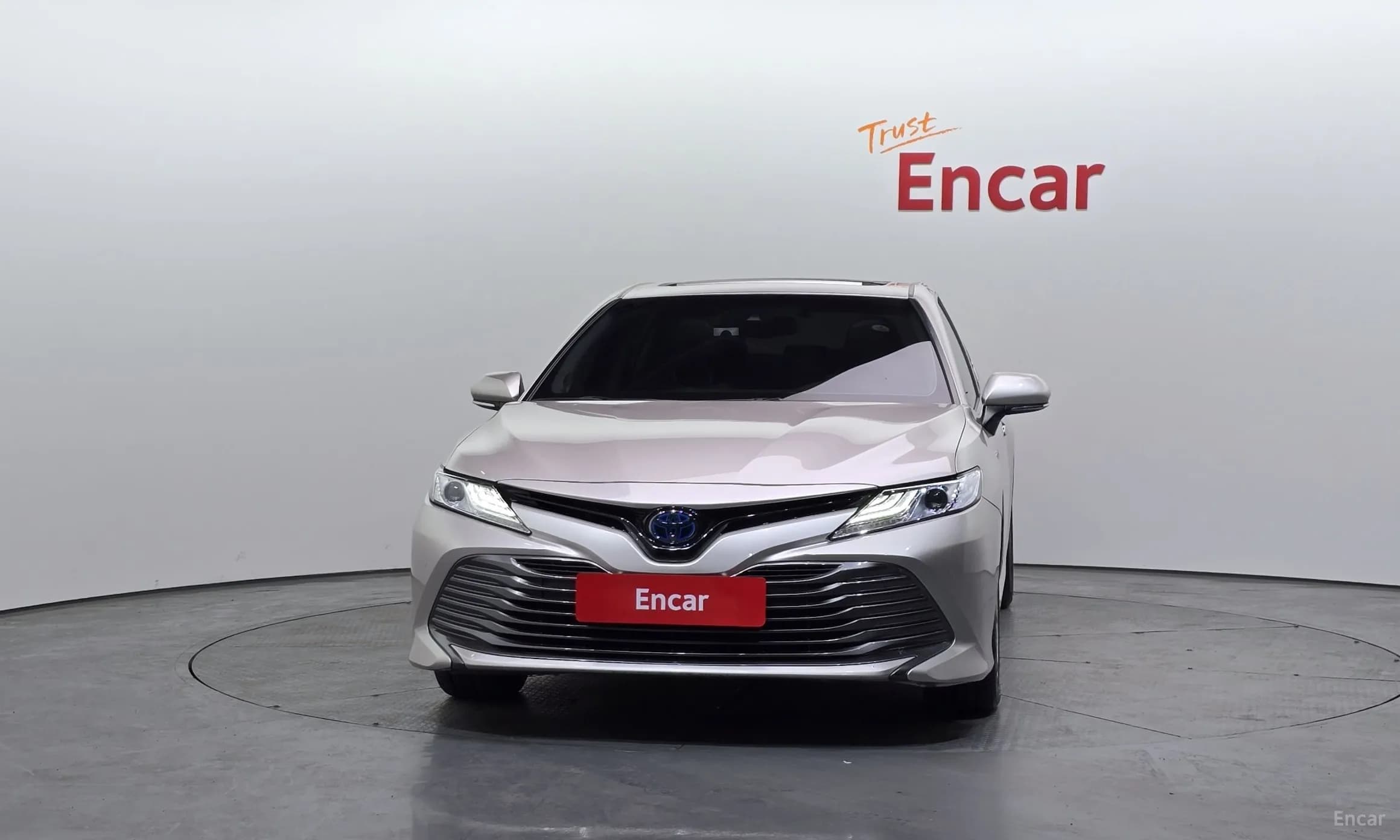 Camry (XV70)