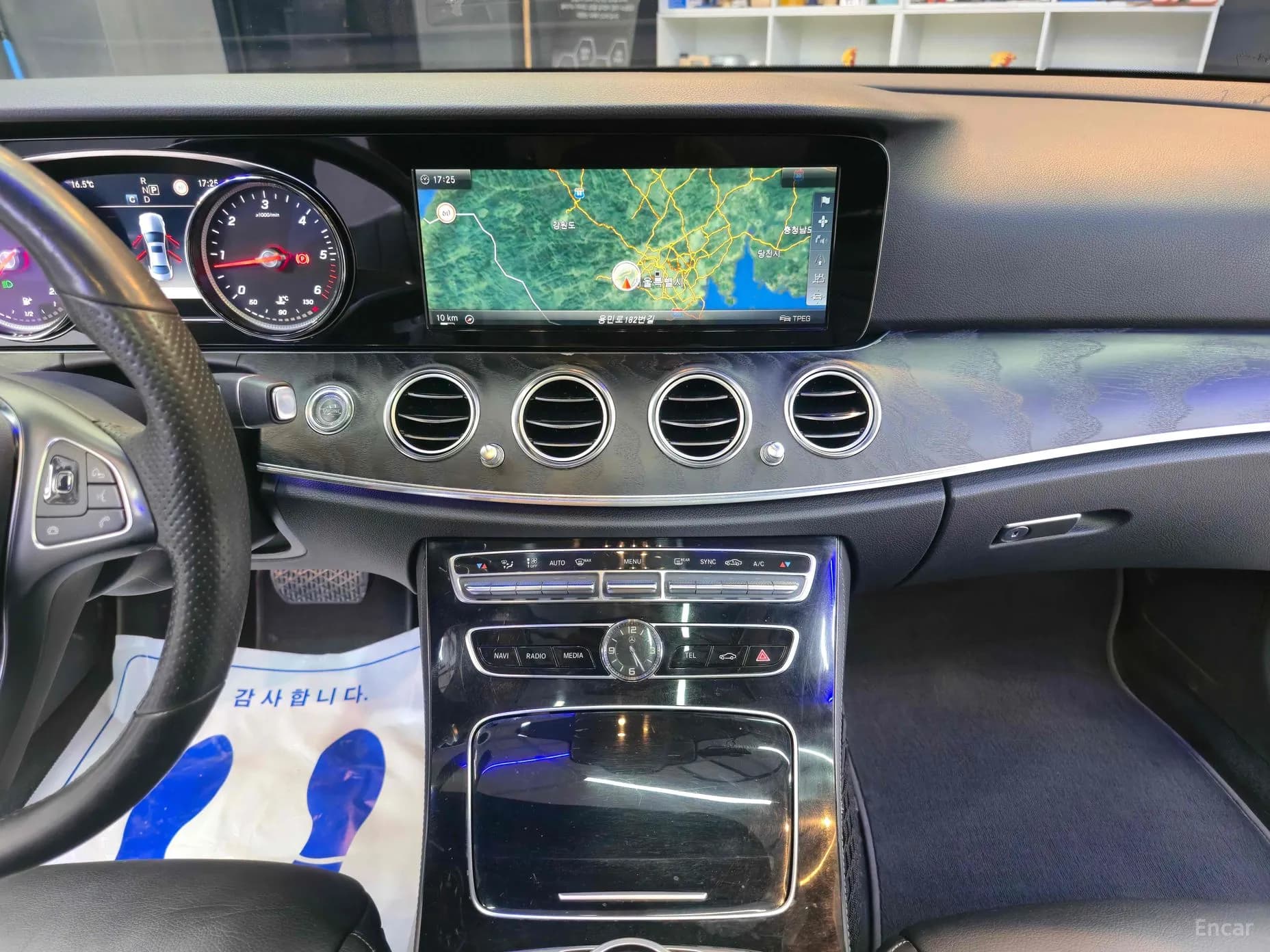 E-Class W213