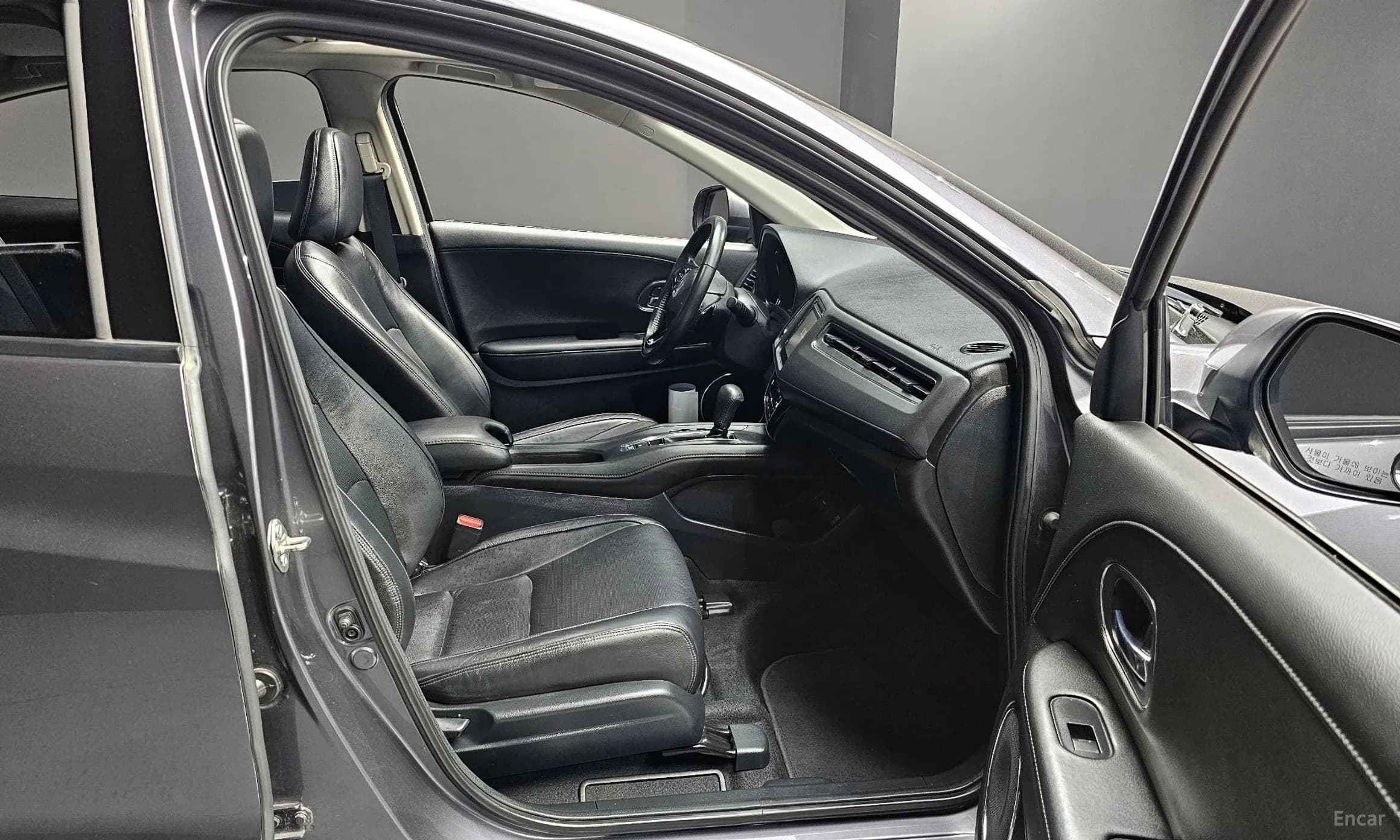 HR-V