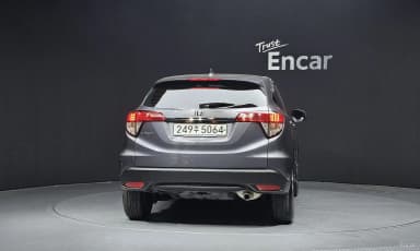 HR-V