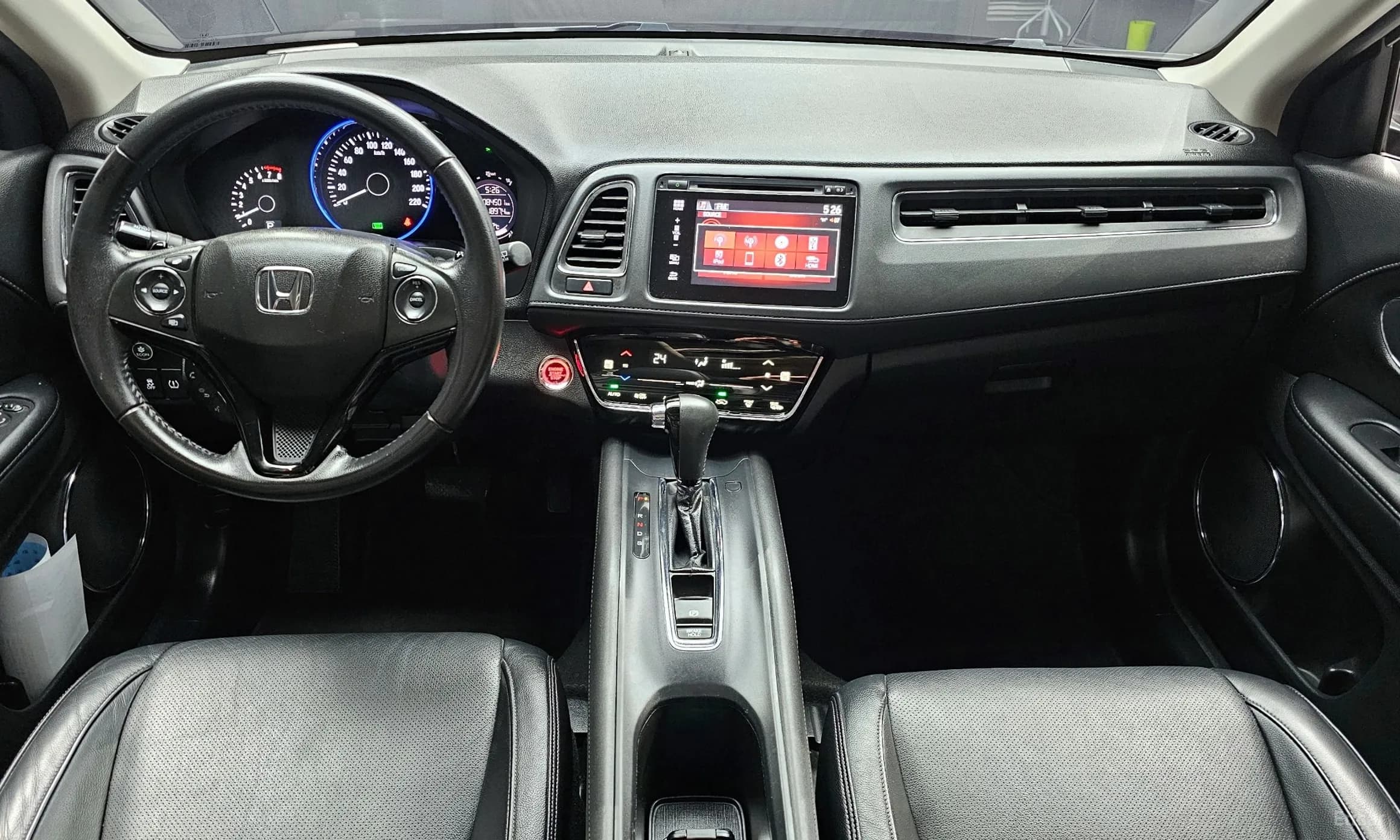 HR-V