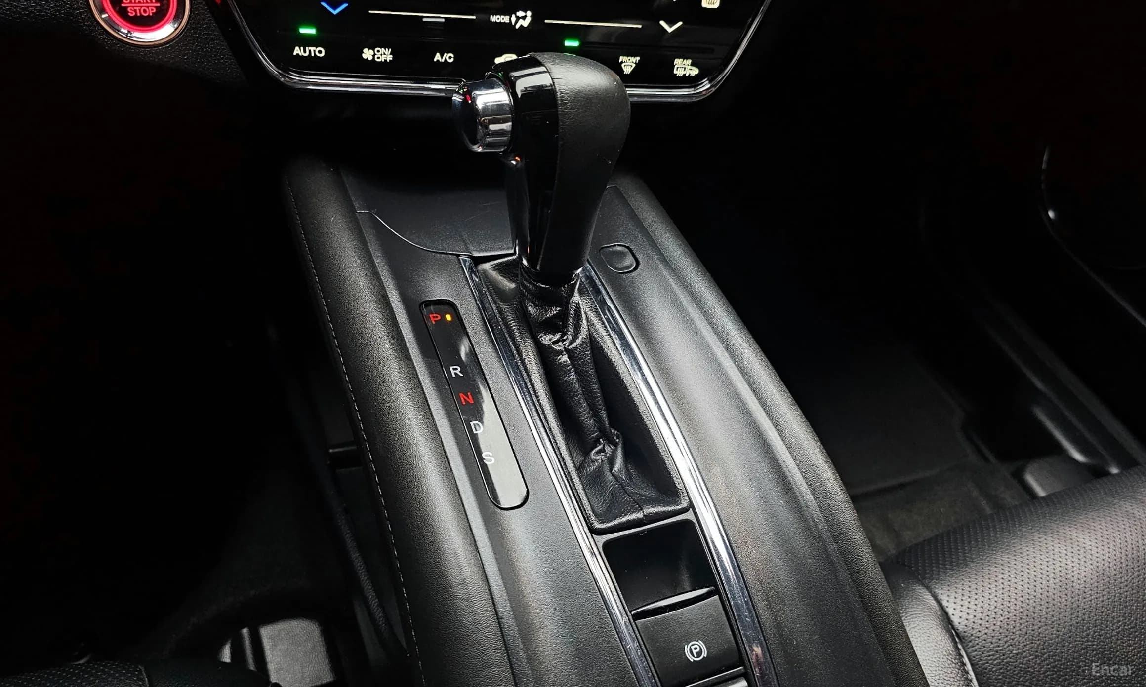 HR-V
