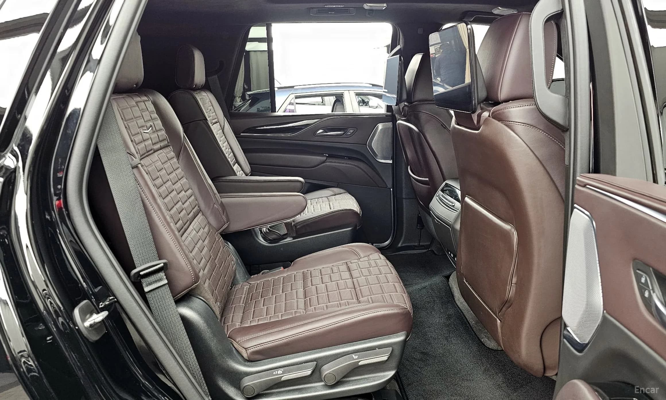 Escalade 5th Generation