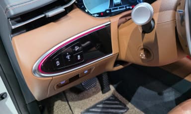 GV70