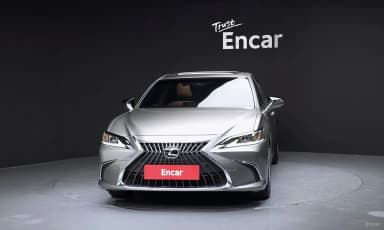ES300h 7th Generation