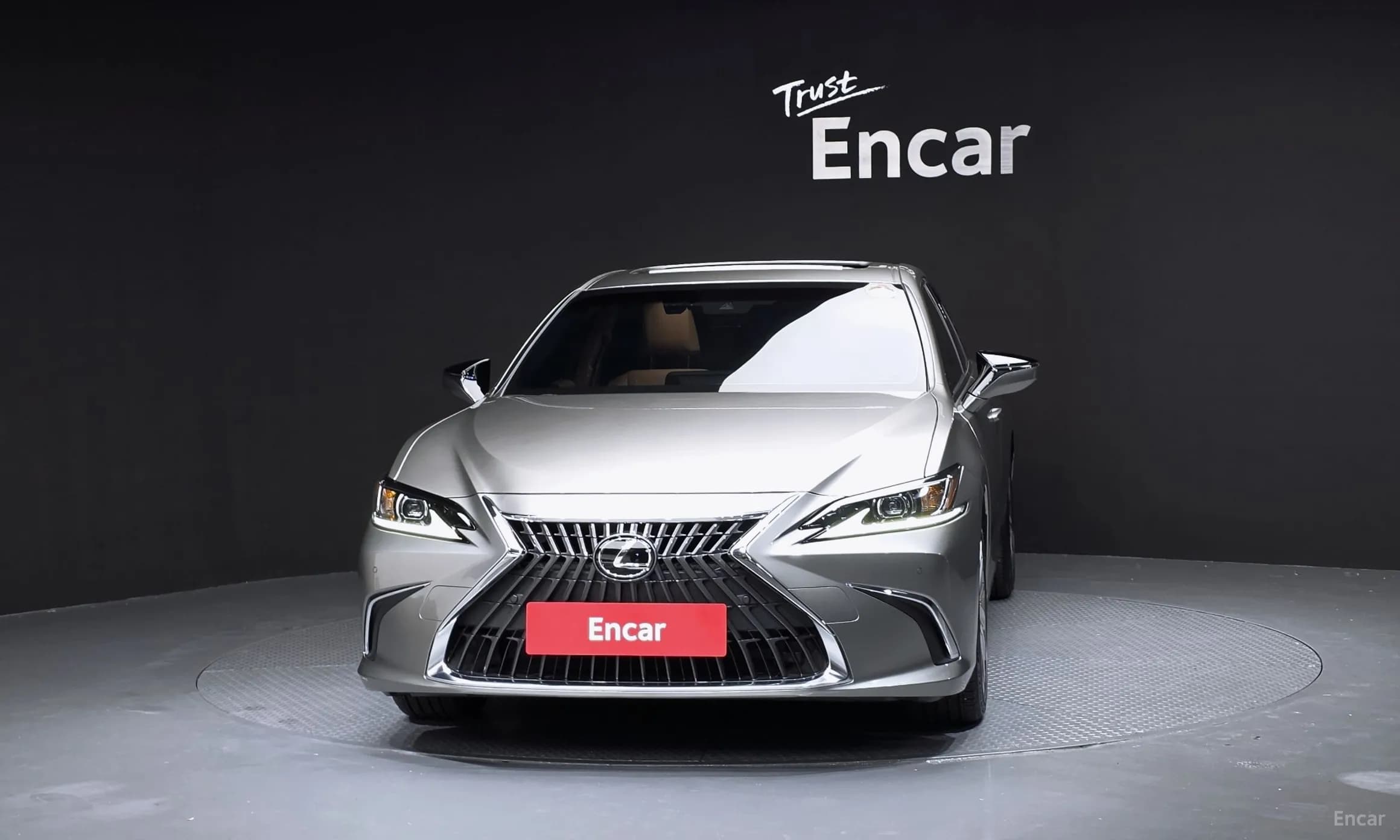 ES300h 7th Generation