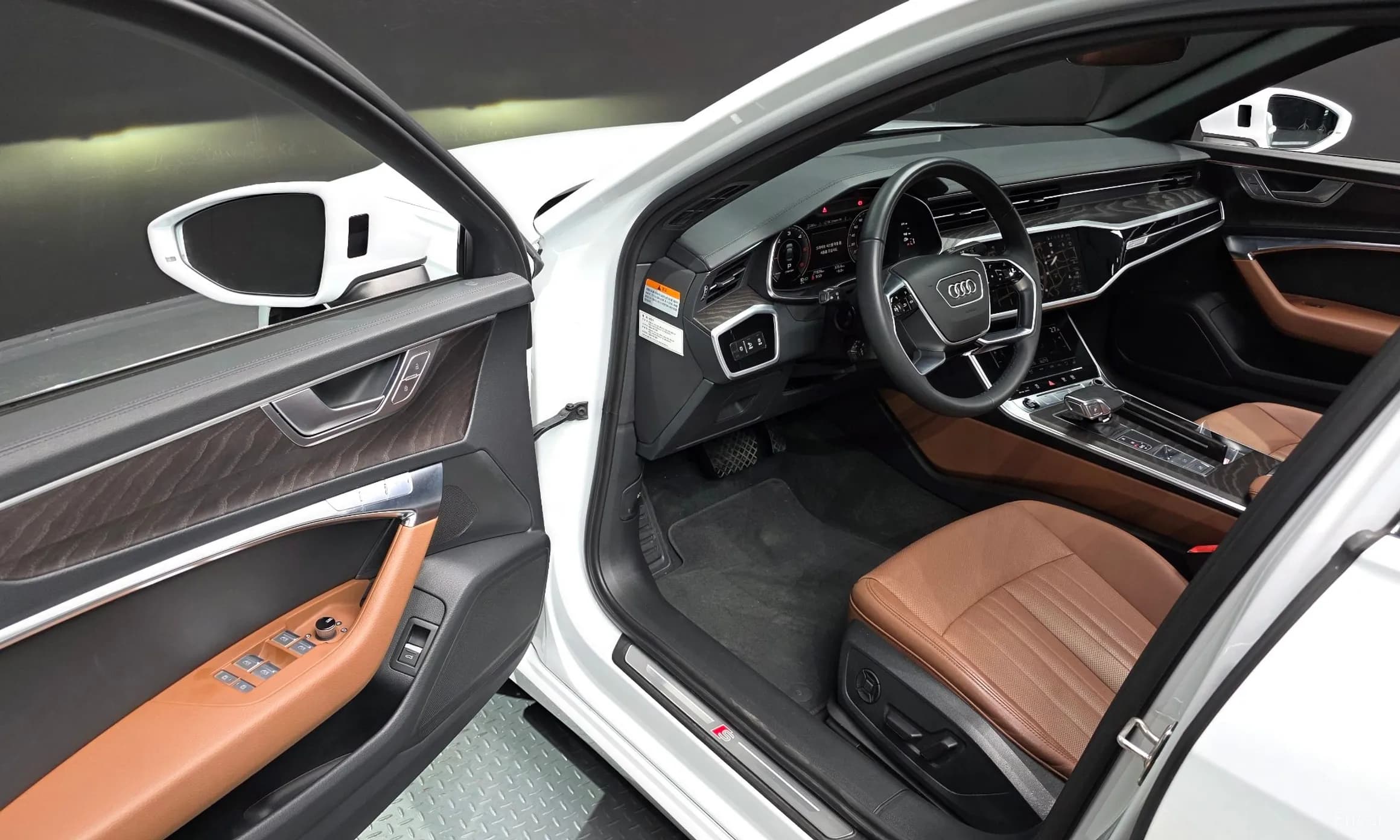 A6 (C8)