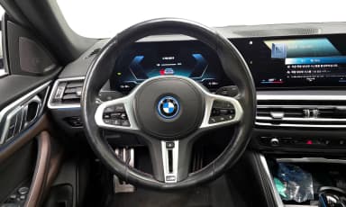 i4