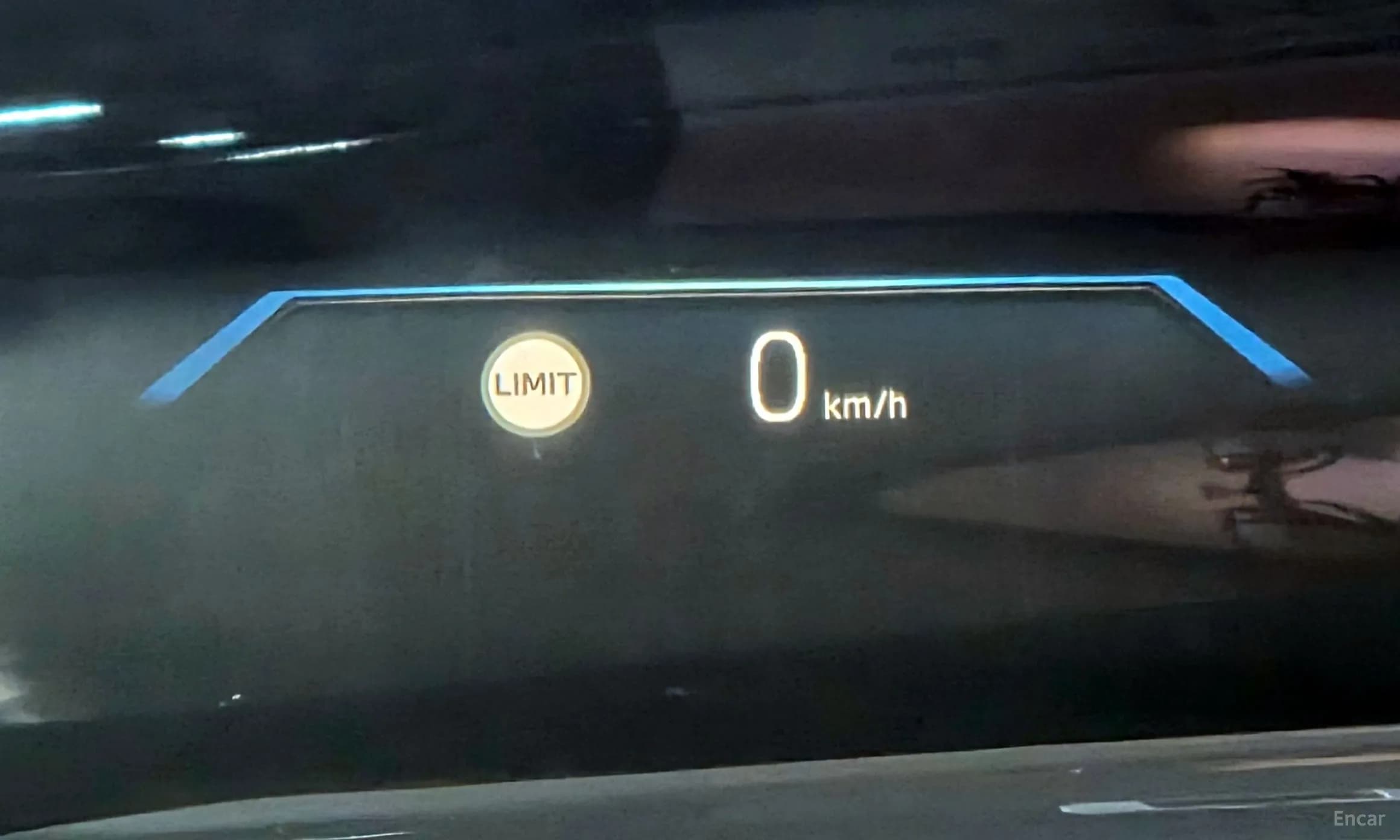 i4