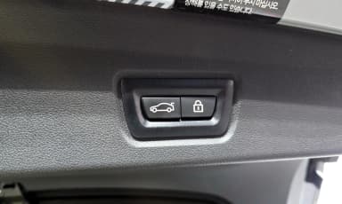 i4
