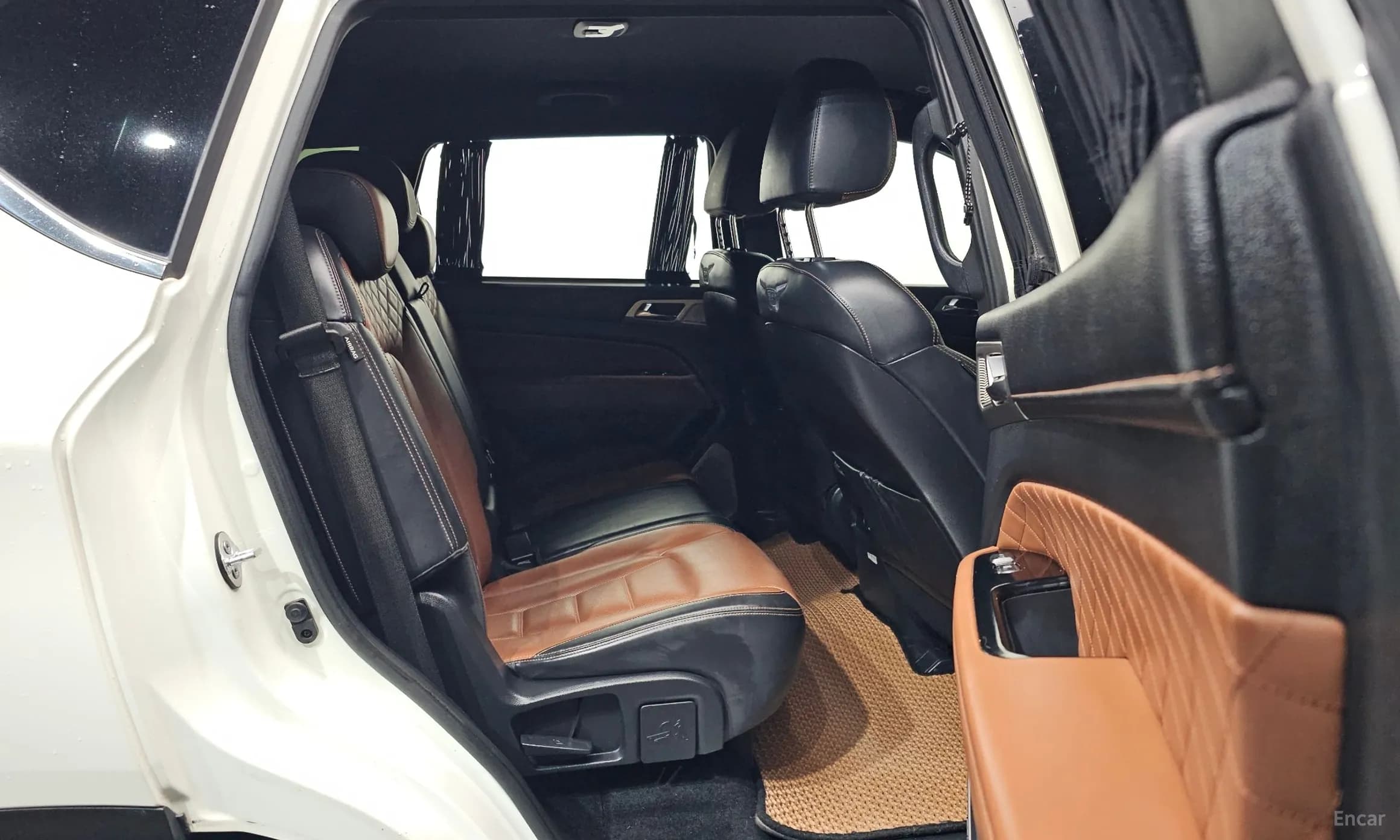 G4 Rexton