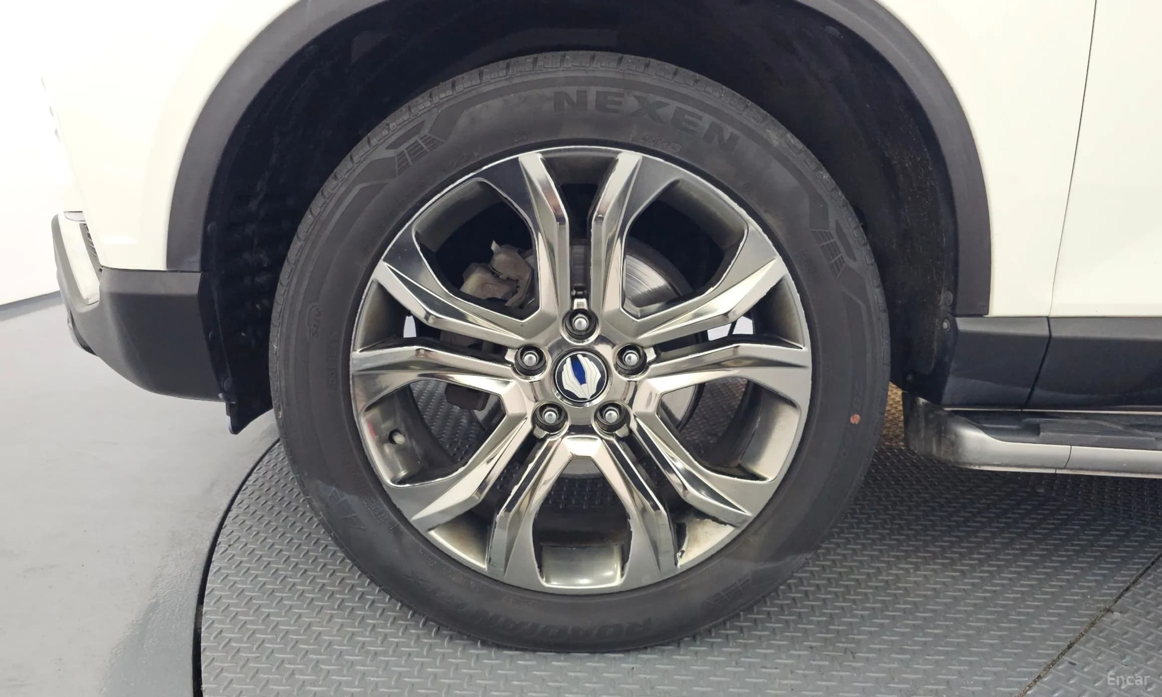 G4 Rexton