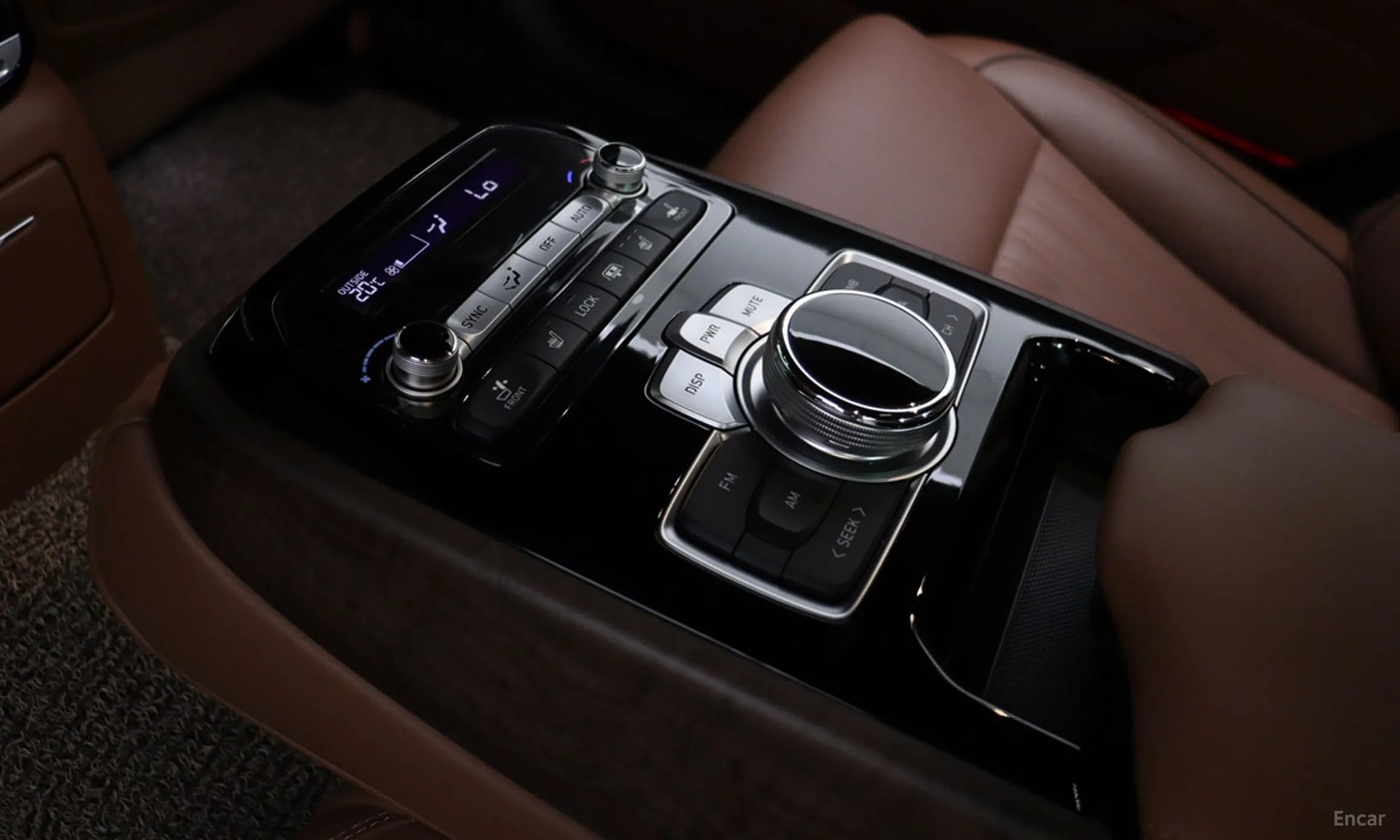 G90