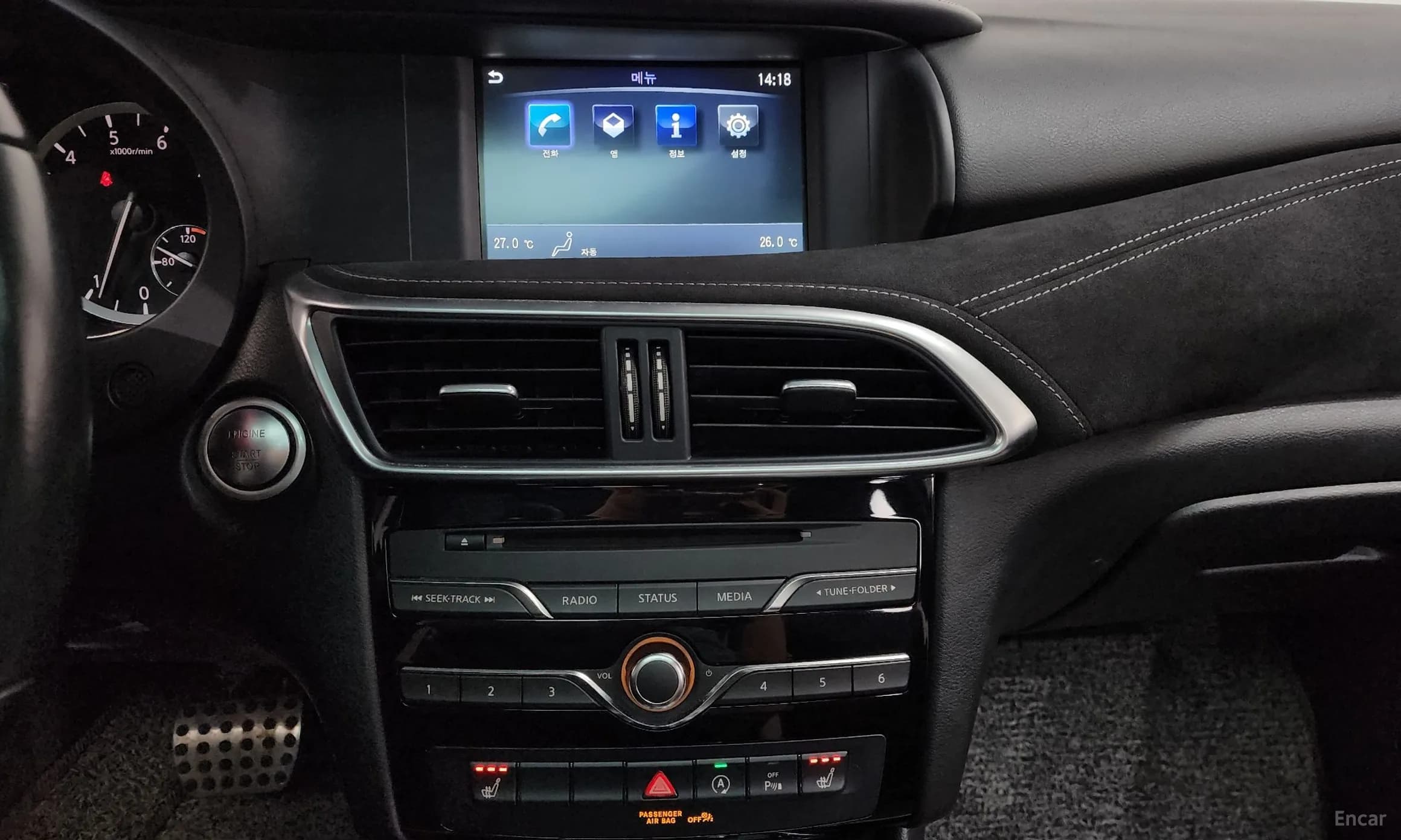 Q30