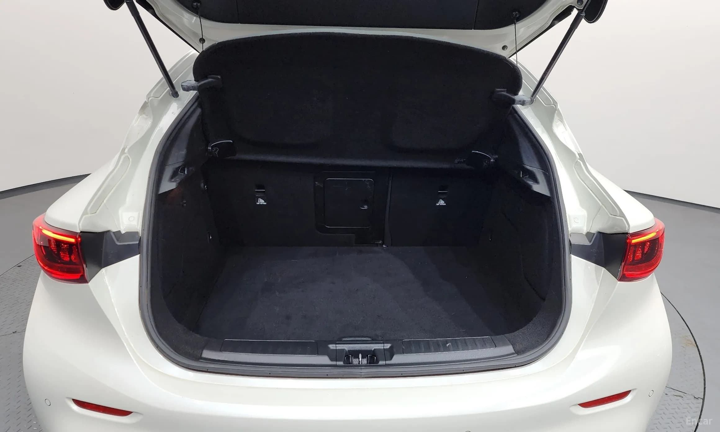 Q30