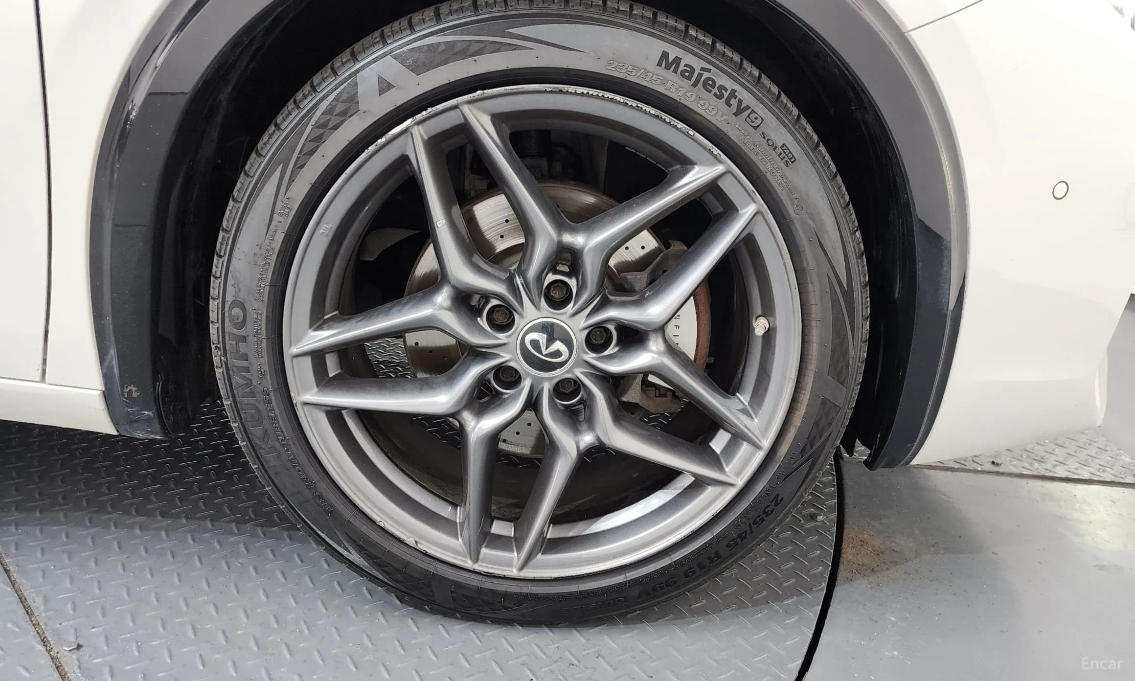 Q30