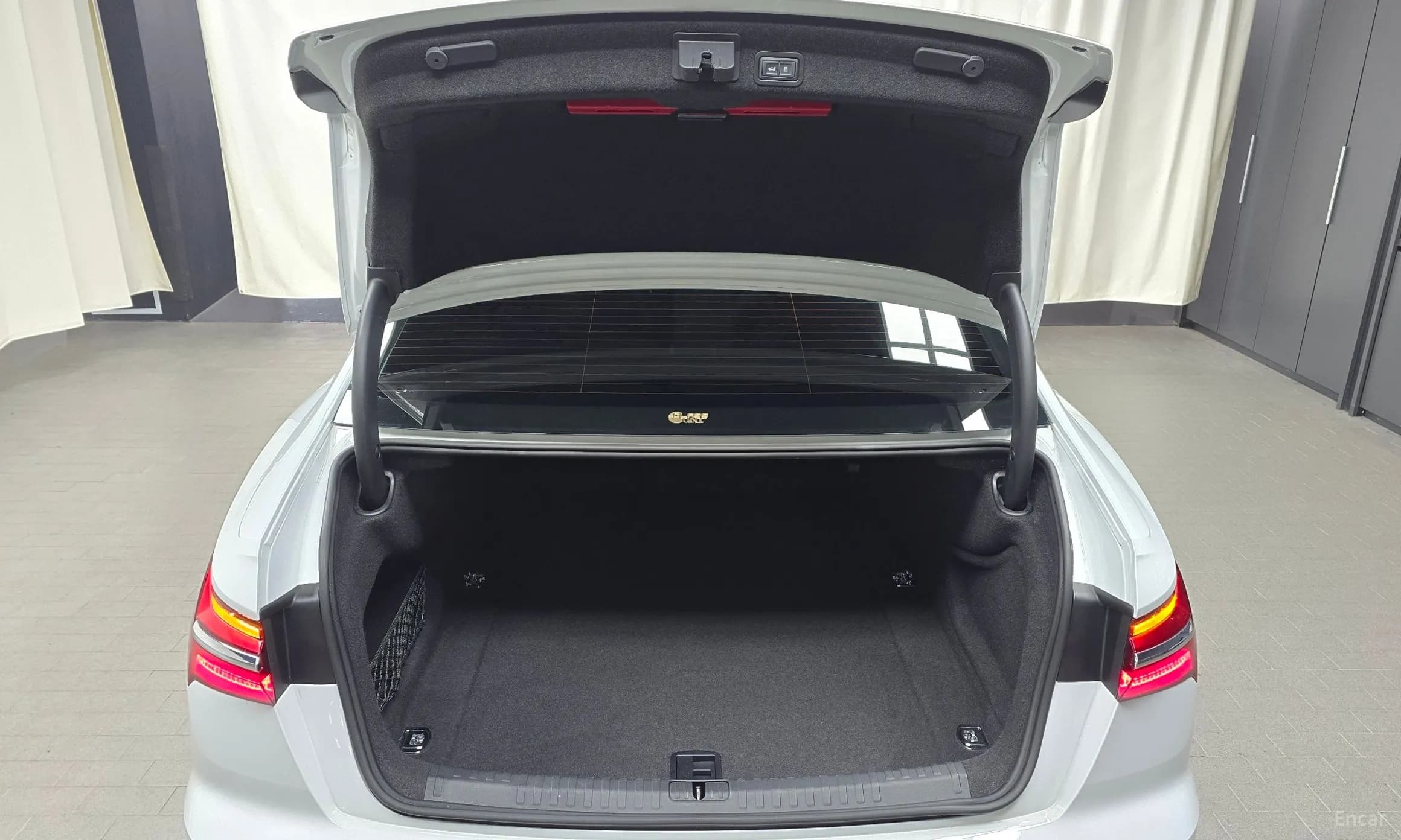 A6 (C8)