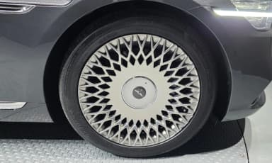 G90