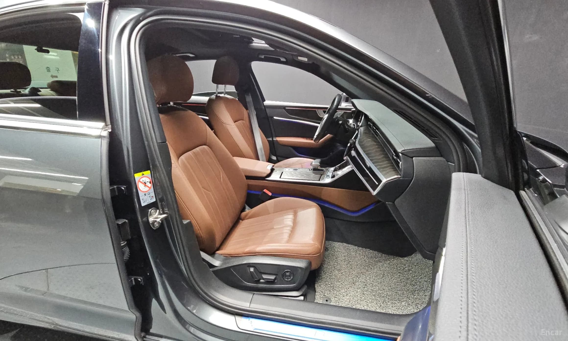 A6 (C8)