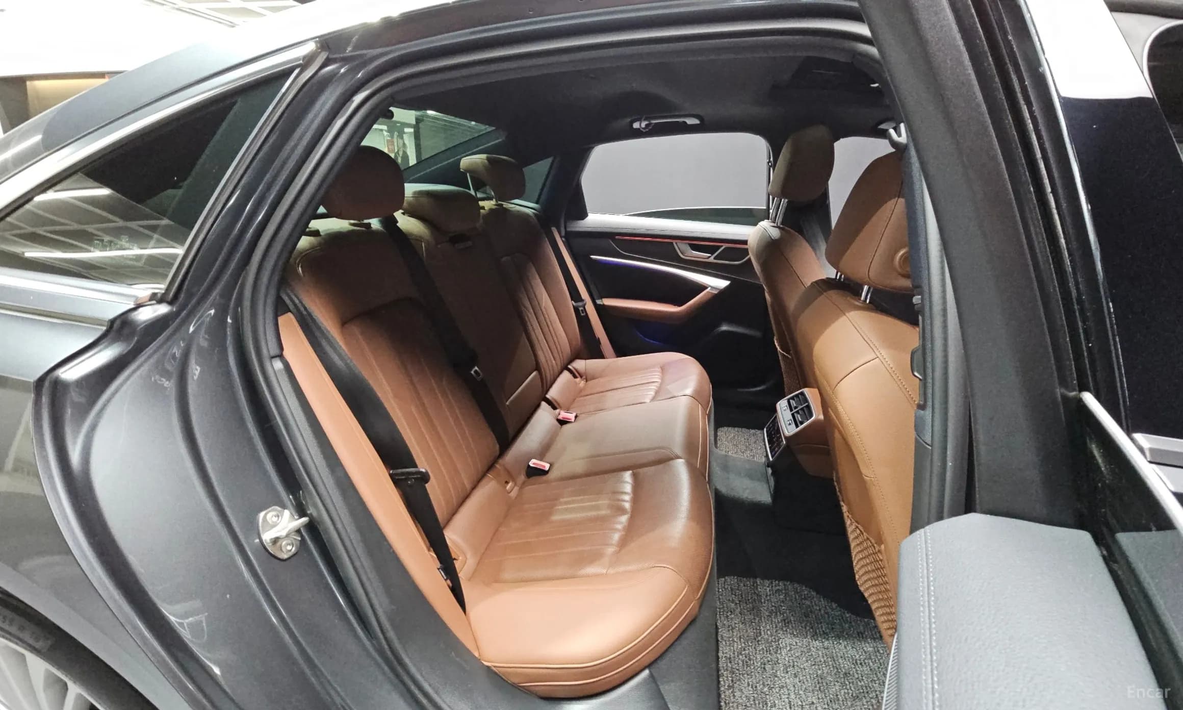 A6 (C8)