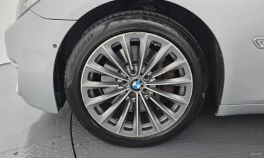 7 Series (F01)