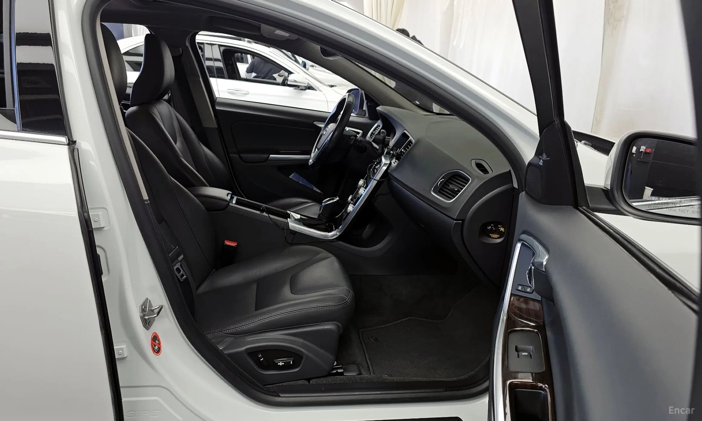 S60