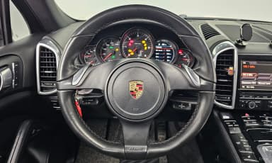 New Cayenne