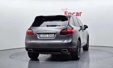 New Cayenne