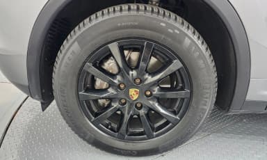 New Cayenne
