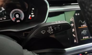 Q3 (F3)