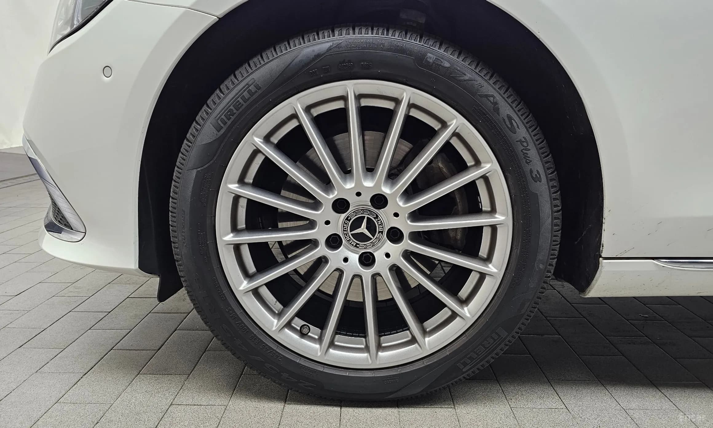 E-Class W213