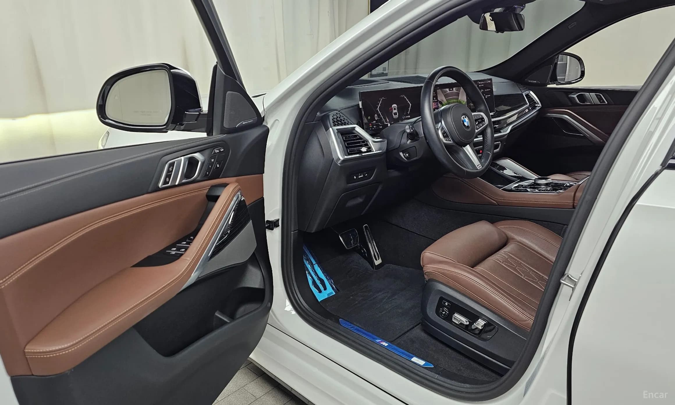 X6 (G06)